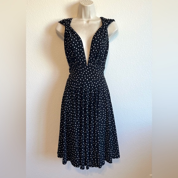 White House Black Market Dresses & Skirts - White House Black Market plunge neck black & white polka dot dress. Sz 2